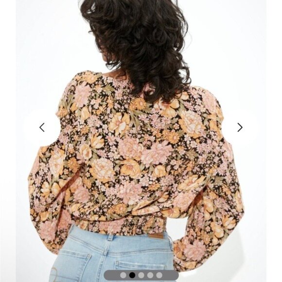 American Eagle Black Floral Wrap Blouse Women’s Size Small Romantic Boho - Picture 2 of 10